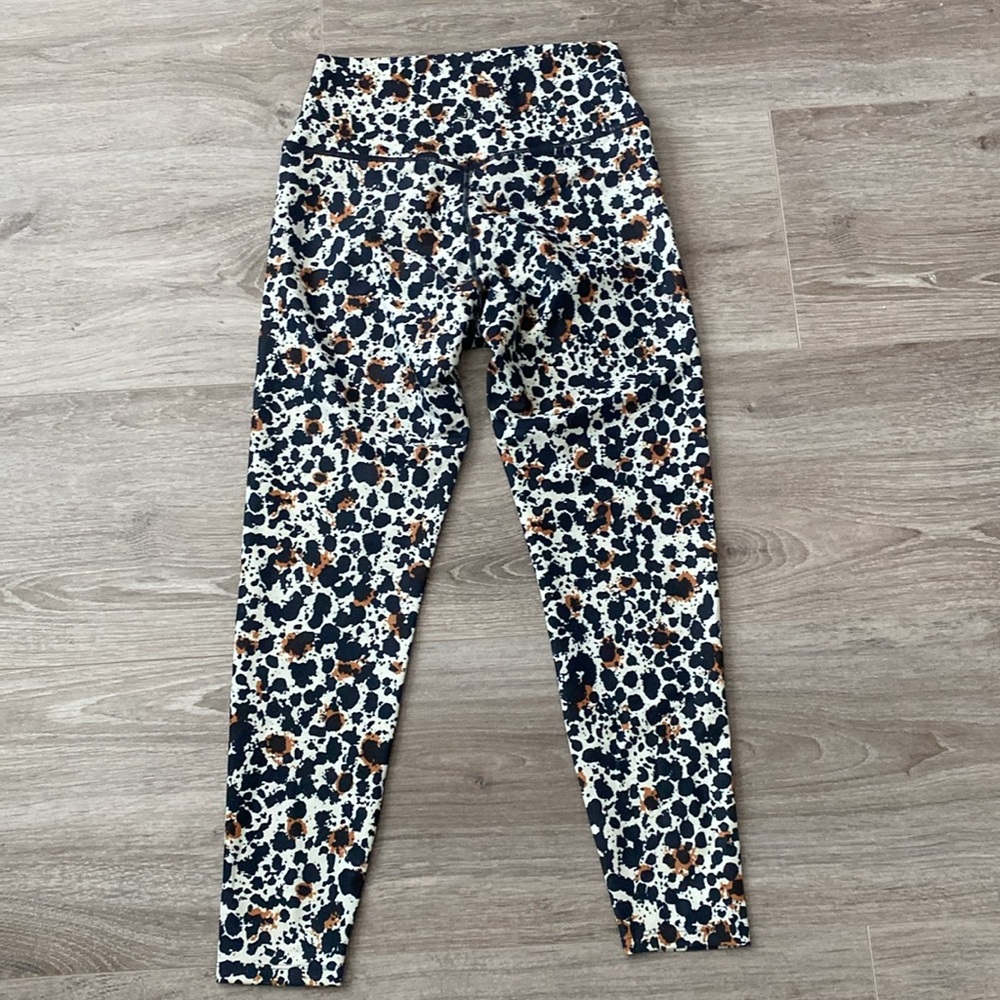 Sage Collective Everyday Ink Spot-Print Leggings - Picture 6 of 7